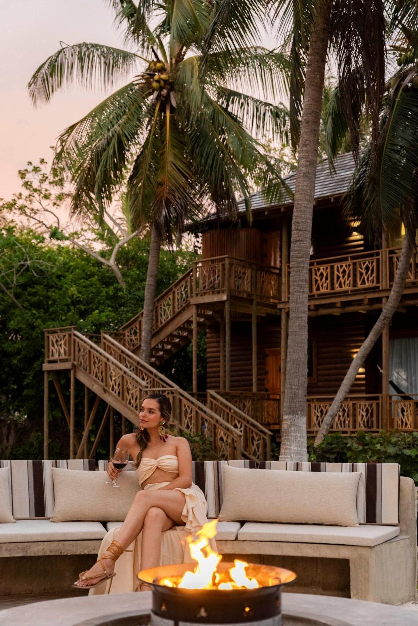Hotel Isla Del Encanto Бару Экстерьер фото