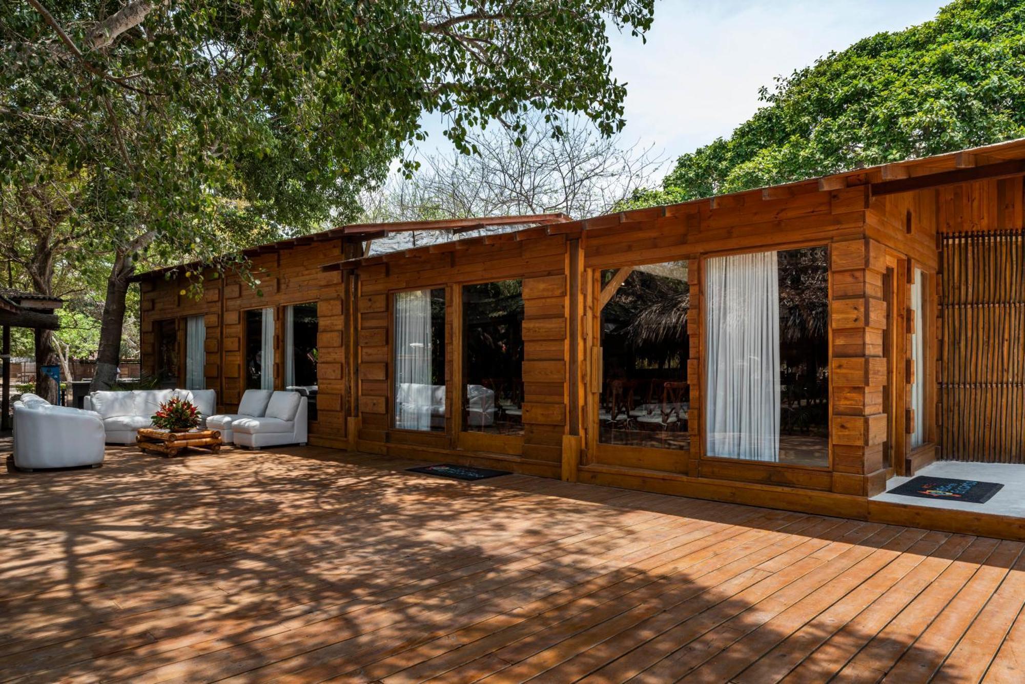 Hotel Isla Del Encanto Бару Экстерьер фото